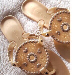 Jack Roger's Goldtone Cream Georgica Thong Jelly Sandal sz 7